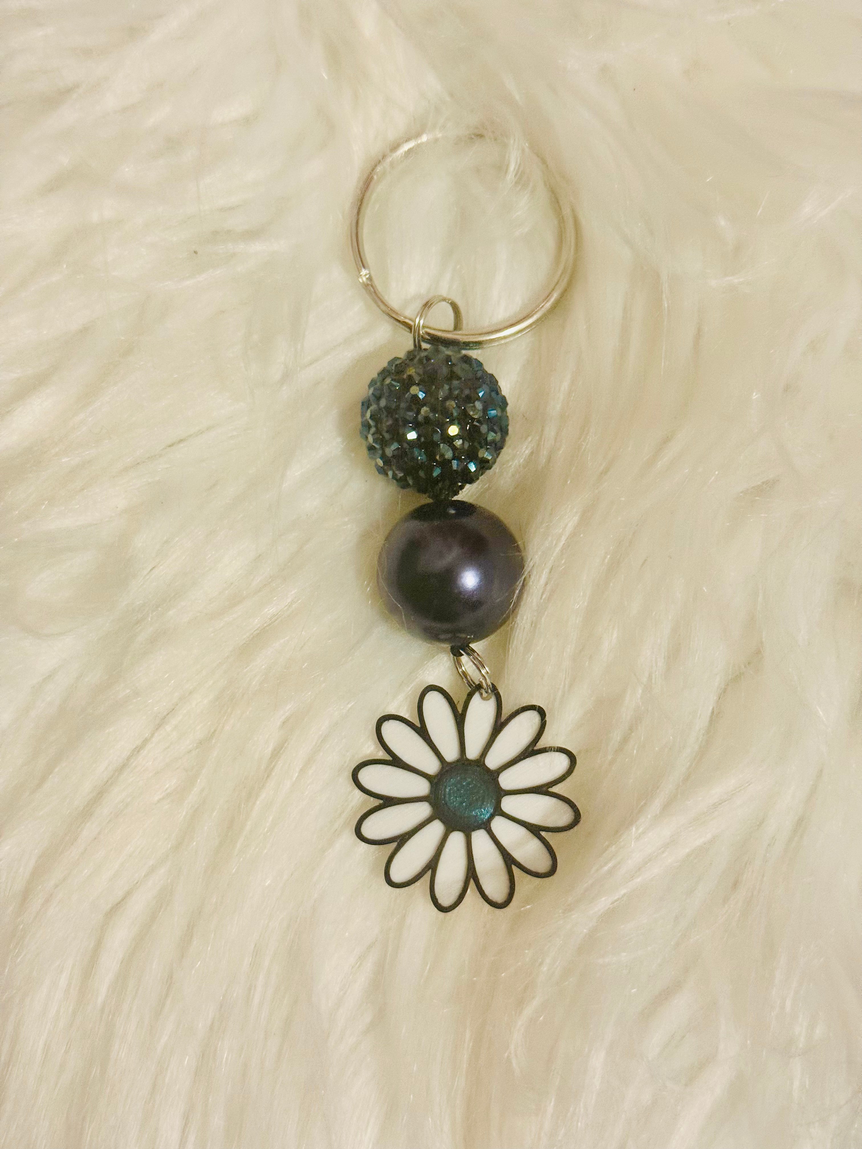 Daisy keychain